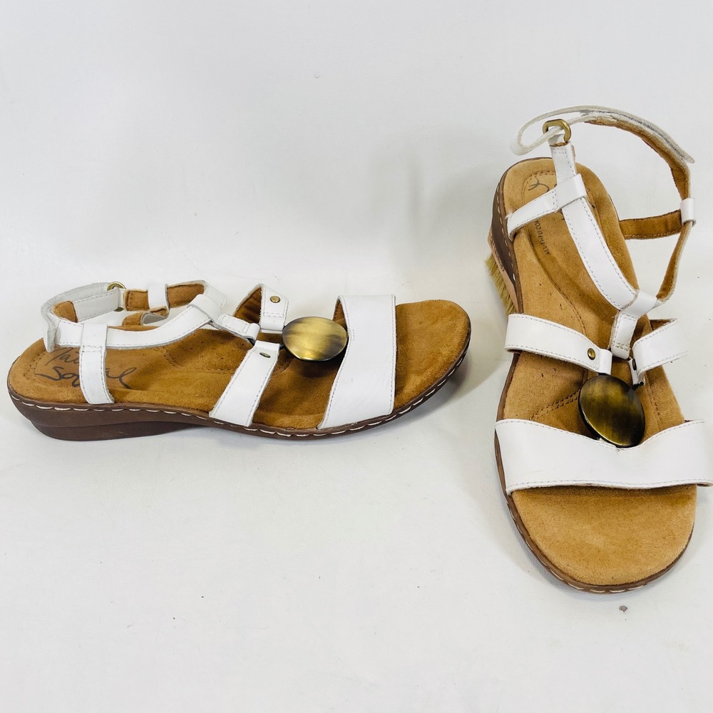 Natural Soul Brenda White Leather Medallion Strappy Sandals Womens 9M Comfort